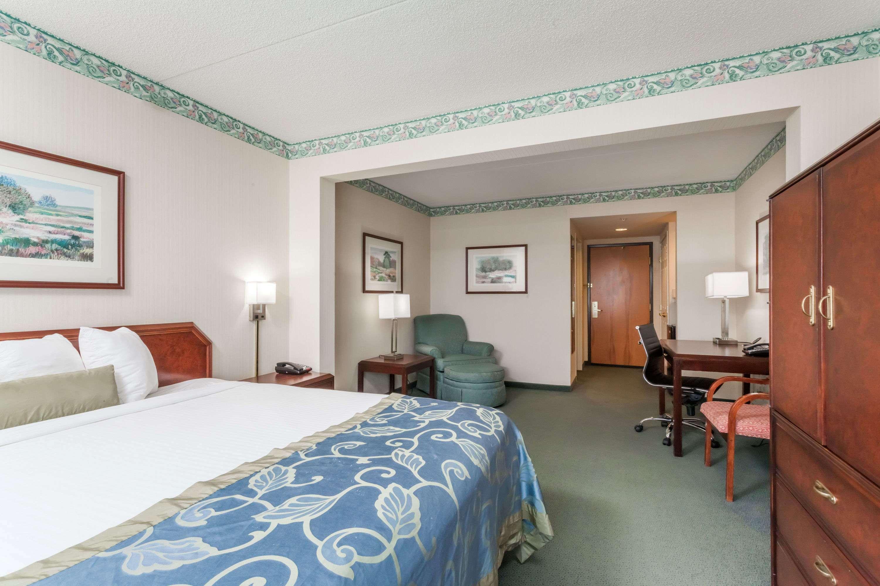 Hotel Wingate By Wyndham Vineland Esterno foto