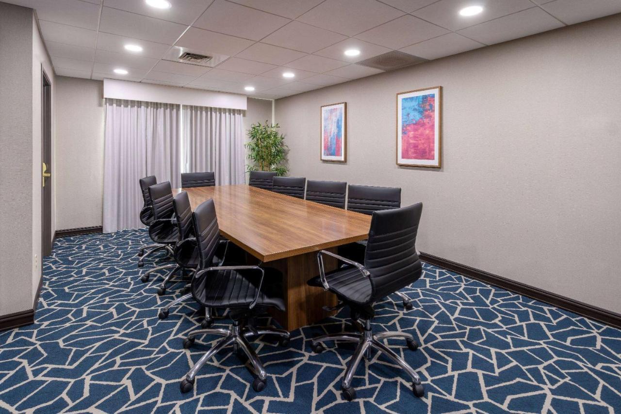 Hotel Wingate By Wyndham Vineland Esterno foto