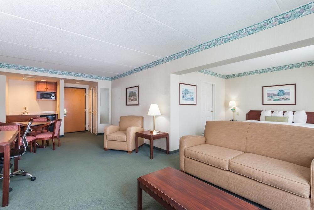 Hotel Wingate By Wyndham Vineland Esterno foto