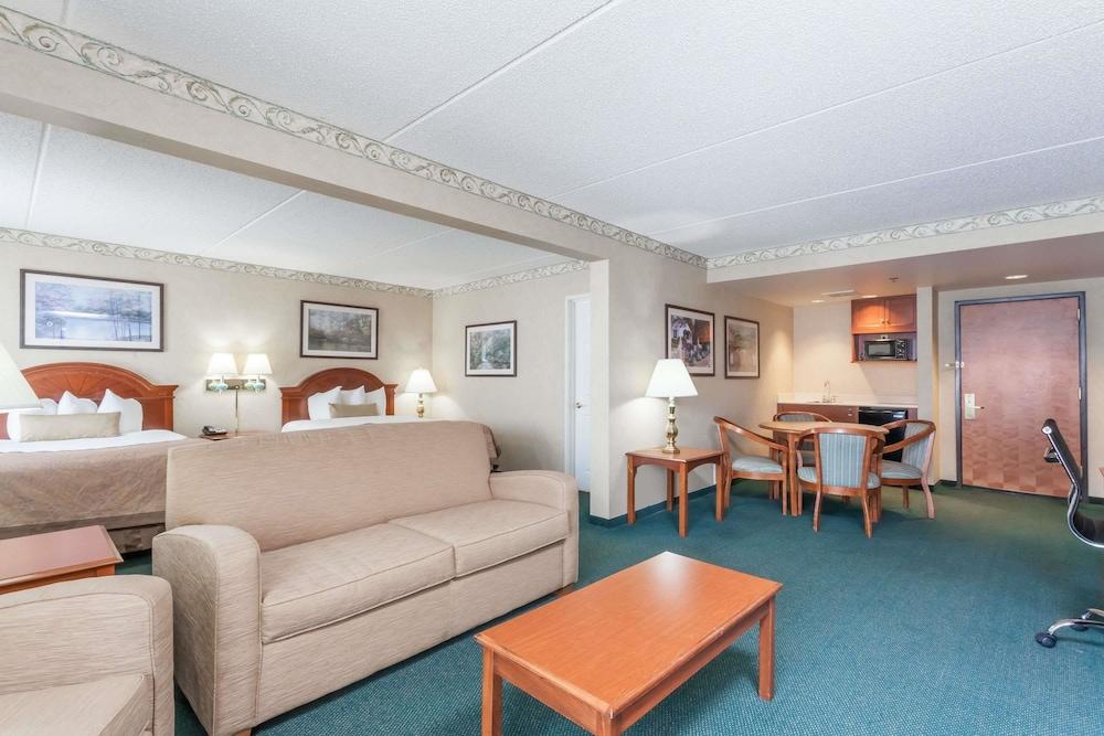 Hotel Wingate By Wyndham Vineland Esterno foto
